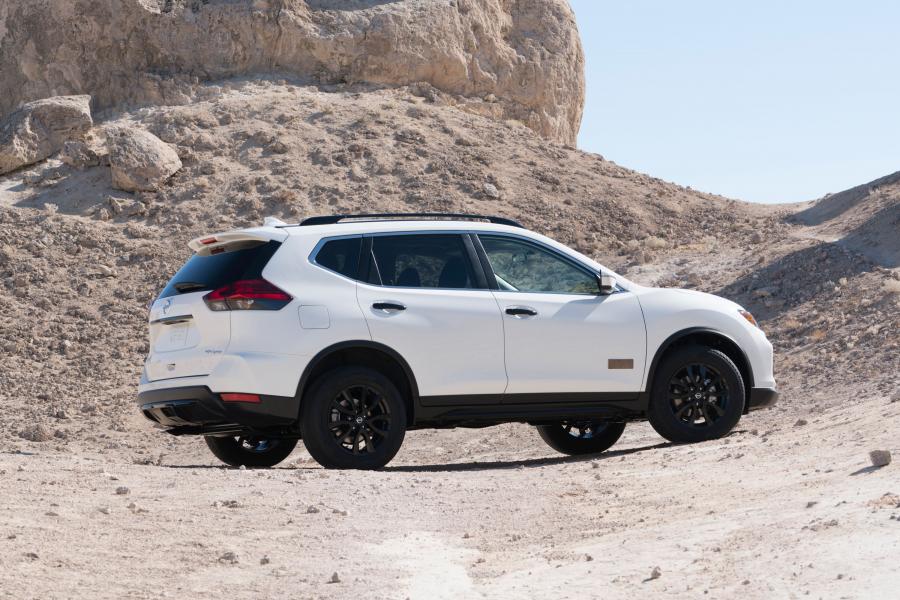 Nissan Rogue Rogue One Star Wars 2016 года  (фото 9 из 26)